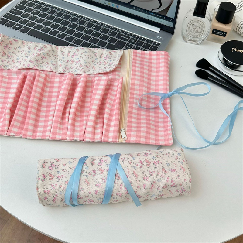 Floral Plaid Fabric Makeup Bru - đánh giá và giá Beauty Makeup Organizer