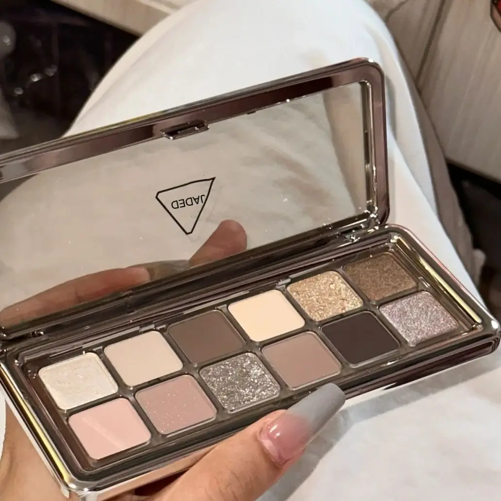 12 Color Eye Shadow Plate Matt - đánh giá và giá Beauty Book Makeup Kit